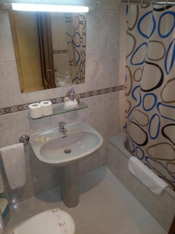 Hostal Ancla Dorada Віго Екстер'єр фото
