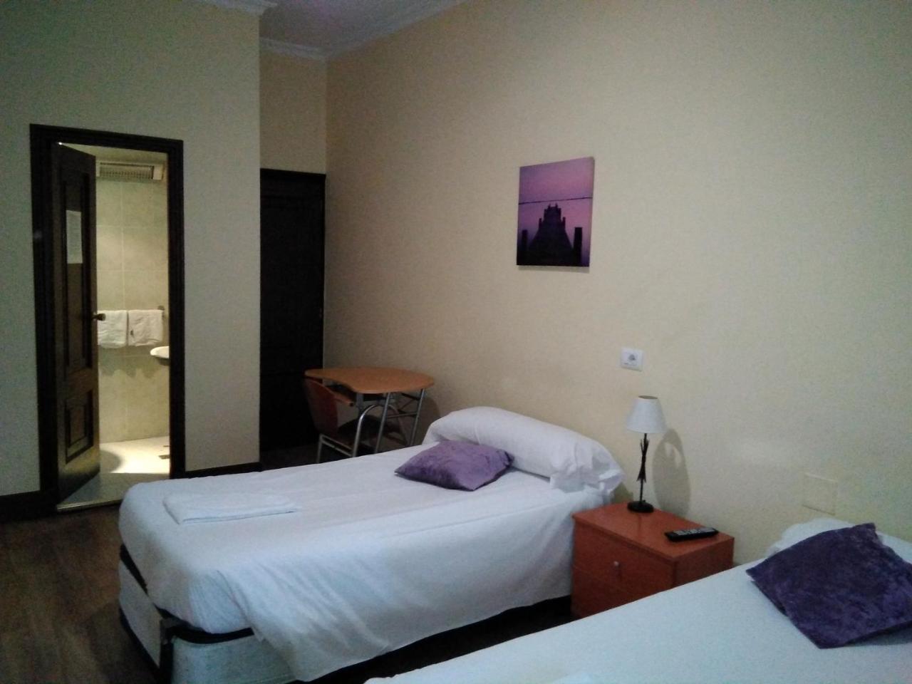 Hostal Ancla Dorada Віго Екстер'єр фото